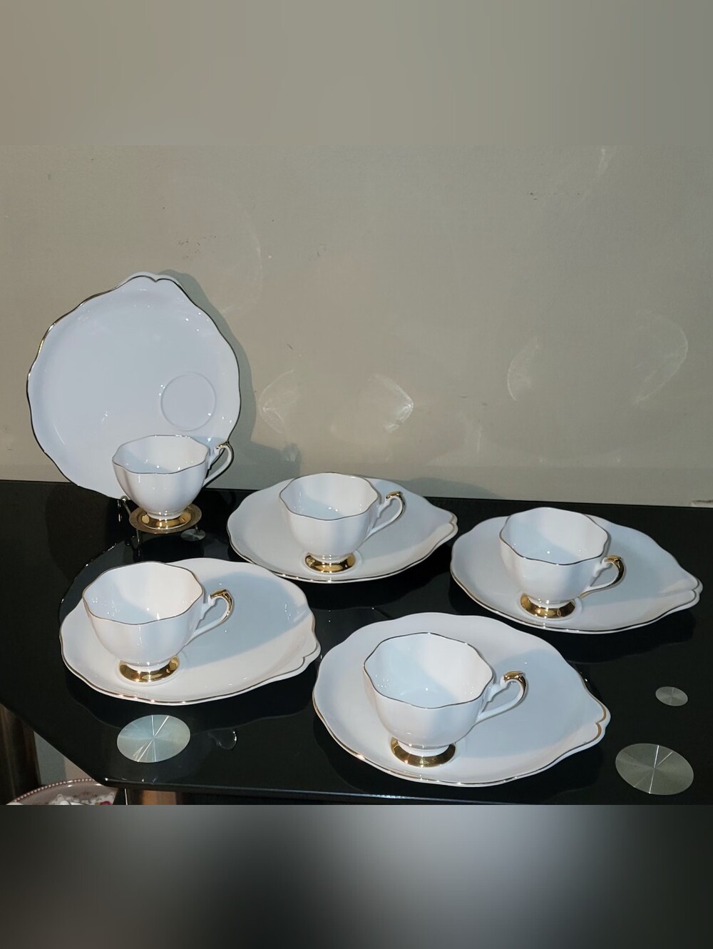 Queen Anne Elegant White Porcelain Tea Cups and Snacks Plates Set with Gold Trim